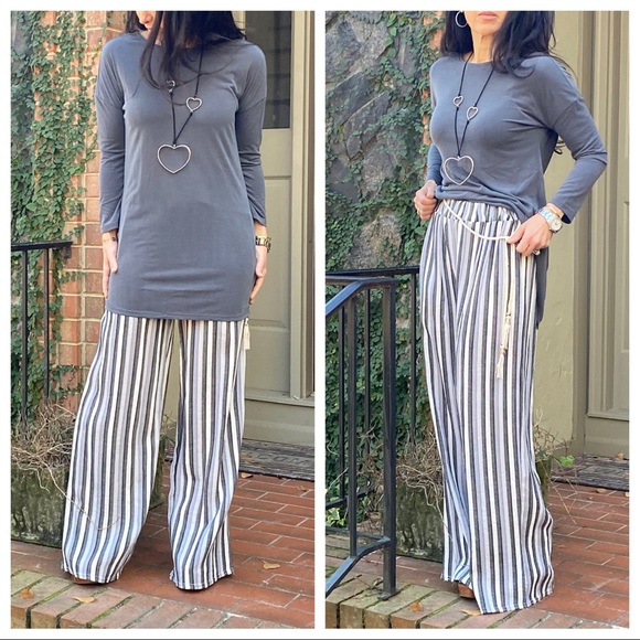 ✨MADE IN ITALY✨Gorgeous Striped wide leg pants - Picture 5 of 7